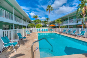 Tropic Terrace #8 - Beachfront Rental condo